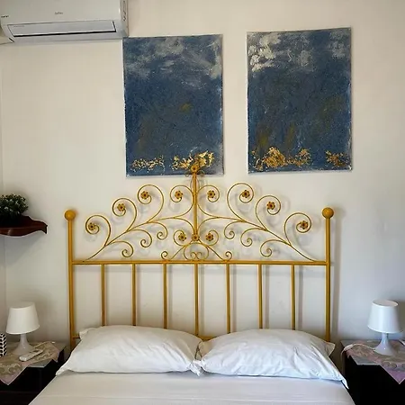 Villa Summertime Walking Distance From The Sea With Garden