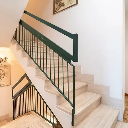 Summertime Walking Distance From The Sea With Garden *