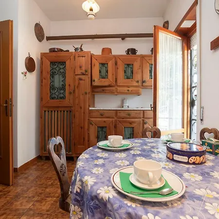 Villa Summertime Walking Distance From The Sea With Garden Fregenae